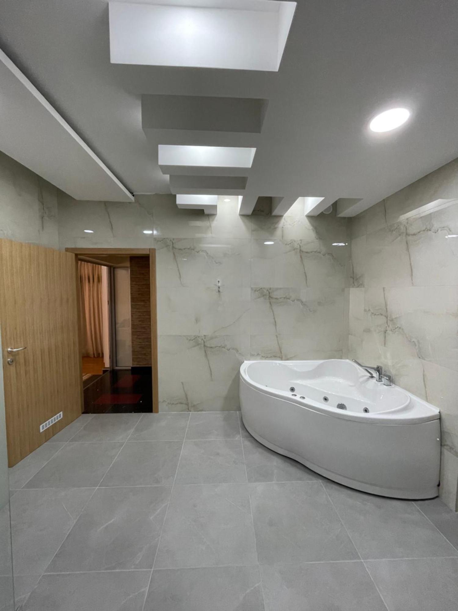 Hotel Bella Nella Лесковац Екстериор снимка