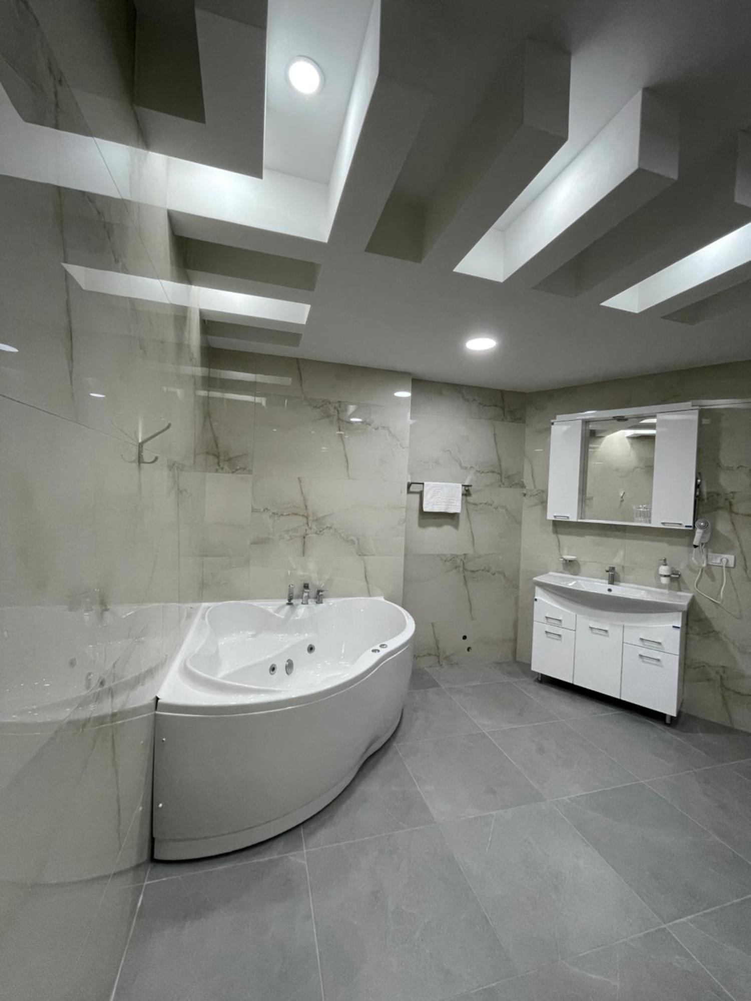Hotel Bella Nella Лесковац Екстериор снимка