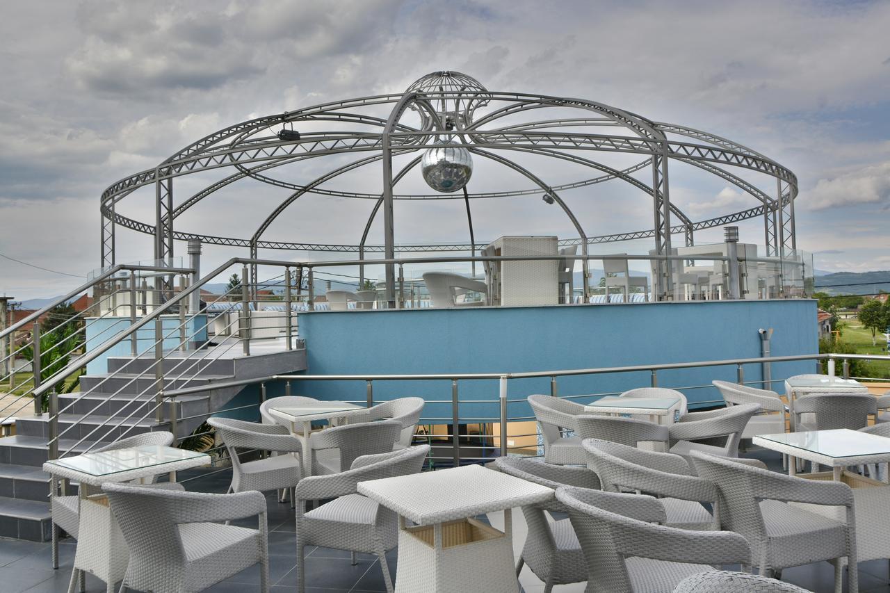 Hotel Bella Nella Лесковац Екстериор снимка