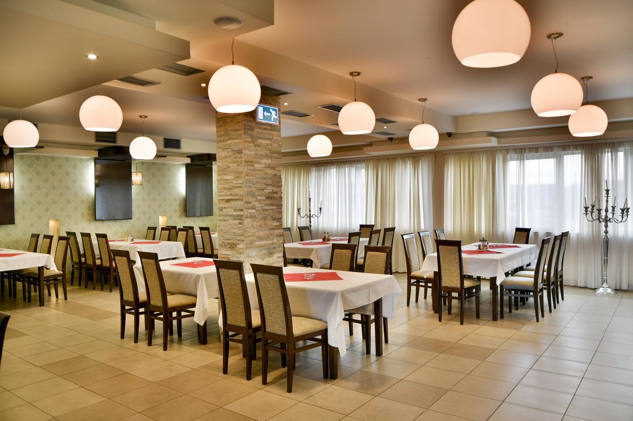 Hotel Bella Nella Лесковац Екстериор снимка