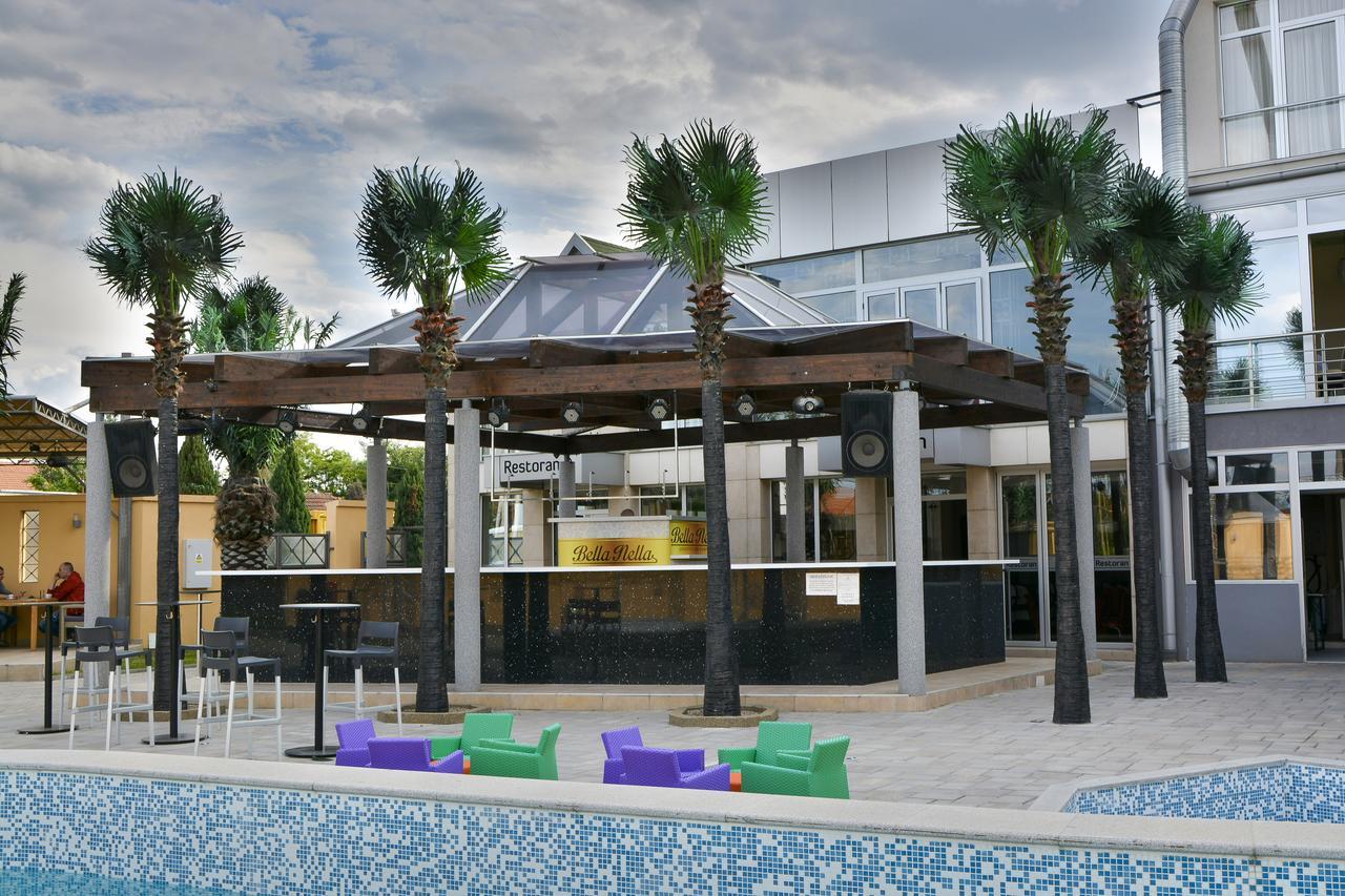 Hotel Bella Nella Лесковац Екстериор снимка